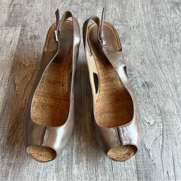 Kenneth Cole Reaction Soley Wedge Sandals Ankle Strap Size 8.5 - Picture 10 of 10